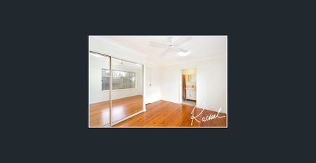 GREAT FAMILY HOME - Photo 2