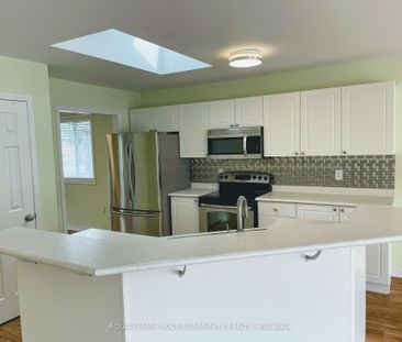 For Lease - 24 Sun King Crescent Unit# Main Floor, Barrie, Ontario - Photo 6