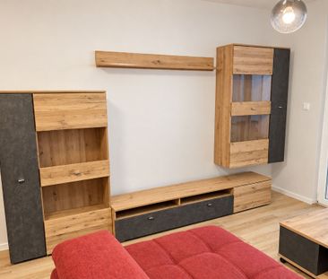ZREKONŠTRUOVANÝ 2-IZBOVÝ BYT S VEĽKOU 9 m² LOGGIOU – HLINY, ŽILINA – Fotografia 6