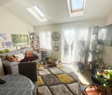 2 bedroom house to rent - Photo 1