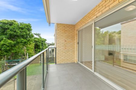 Two-Bedroom Unit In Inner City Location - Photo 2