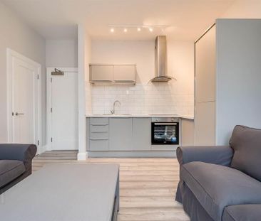 Apt 5, 35 Wellington Park, Belfast, BT9 6DN - Photo 1