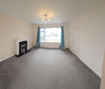 3 bedroom detached house to rent - Photo 2