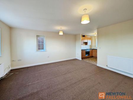 2 bedroom flat to rent - Photo 2