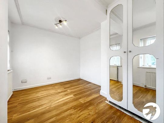 4 bedroom semi-detached house to rent - Photo 1