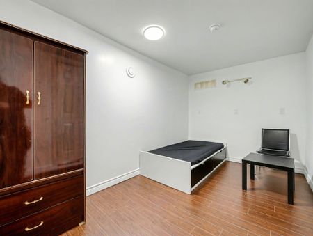 For Lease - 19 Verona Place Unit# Ground Floor, Hamilton, Ontario - Photo 4