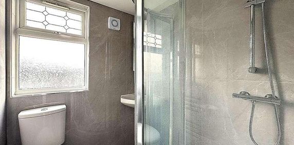 Whitton Avenue East, Perivale, UB6 - Photo 2