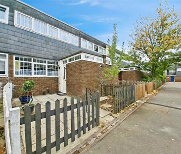 4 bedroom terraced house to rent - Photo 5