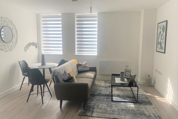 Broadway, Peterboough - Photo 1