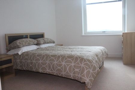 2 bed to rent in Dock Head Road, Chatham, ME4 - Photo 5