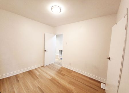 For Lease - 309 Oakwood Avenue, Toronto, Ontario - Photo 2