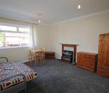 Claire Court, High Road, Bushey Heath, Bushey, WD23 - Photo 4