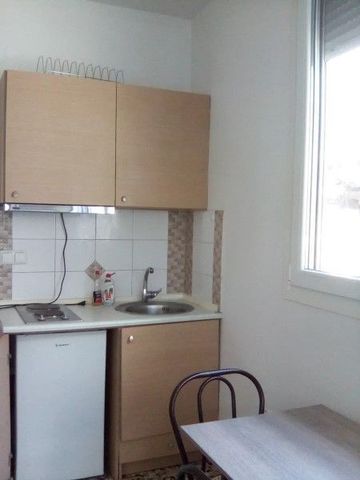Studio/Γκαρσονιέρα για ενοικίαση Κέντρο (Καβάλα) - Φωτογραφία 3