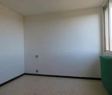 T3+GARAGE 545€ H.C St-Cesaire Nîmes, 71m² - Photo 6