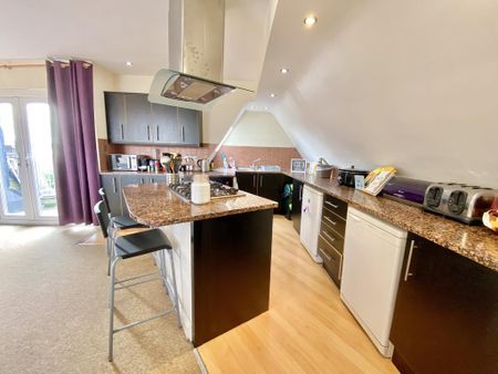 2 bedroom flat to rent - Photo 5