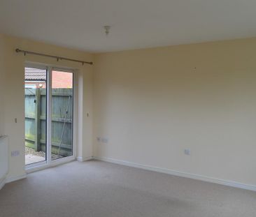 3 bedroom end of terrace house to rent - Photo 1
