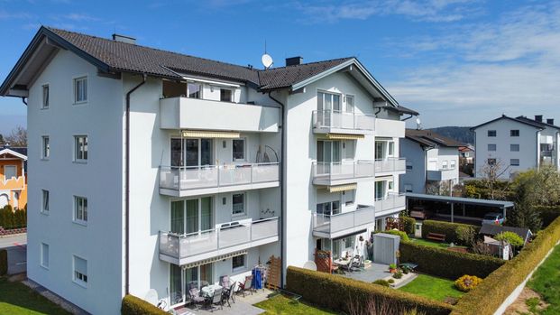 Sonnige 3-Zimmer-Wohnung mit Terrasse - Foto 1