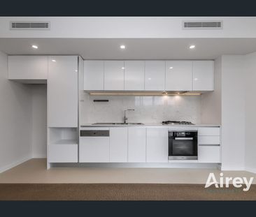 Sophisticated Living - Photo 5