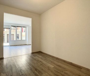 Spacieux logement de 1½ pièce très bien équipé - Photo 2