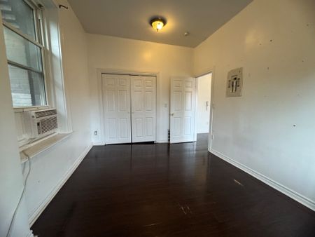 For Lease - 139 1/2 John Street Unit# 5, Hamilton, Ontario - Photo 5