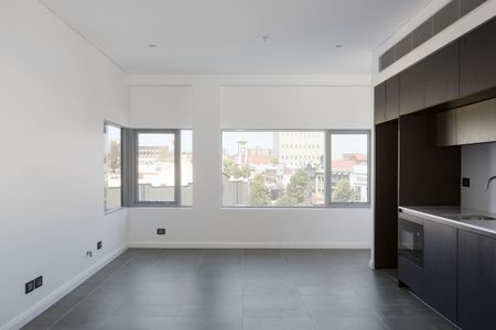 305/1B Lawson Square, Redfern NSW 2016 - Apartment For Rent | Domain - Photo 5