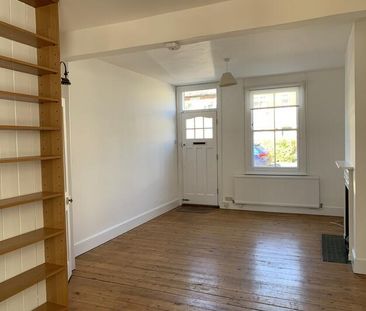 2 bedroom terraced house to rent - Photo 1