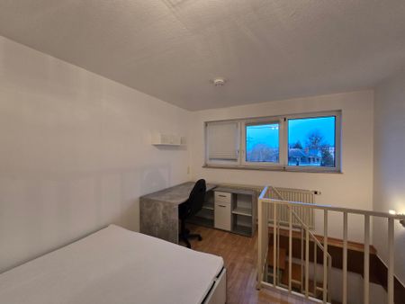 Voll-möblierte und gemütliche Maisonette mit Pantryküche und separater Schlafebene wartet auf Sie! - Photo 4