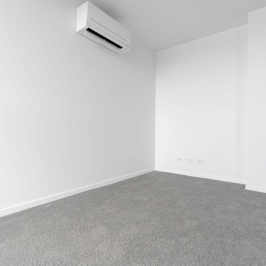 Brand New 2-Bedroom Apartment with Rooftop Pool and Stunning Views in Gungahlin - Photo 1