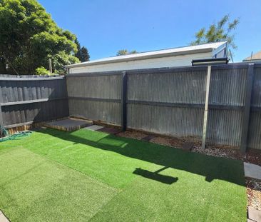 Sunny 2-Bedroom Home in Waltham – Comfort and Convenience Await! - Photo 2