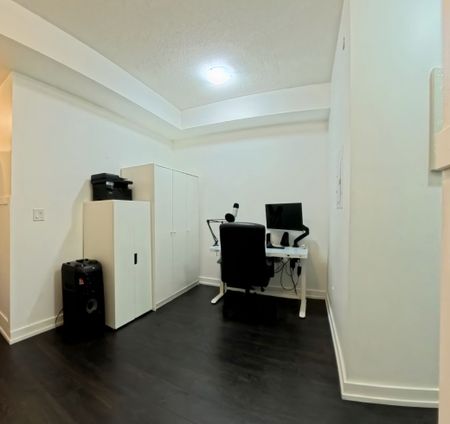 For Lease - 297 College Street Unit# 608, Toronto, Ontario - Photo 5