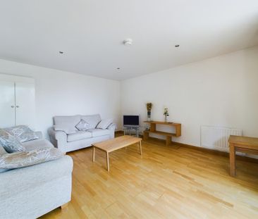 2 bedroom duplex to rent - Photo 2
