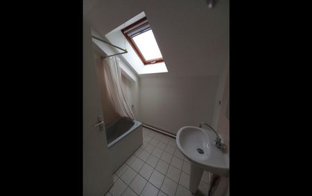 Location Maison 2 pièces 52 m² Pouligny-Notre-Dame - Photo 5