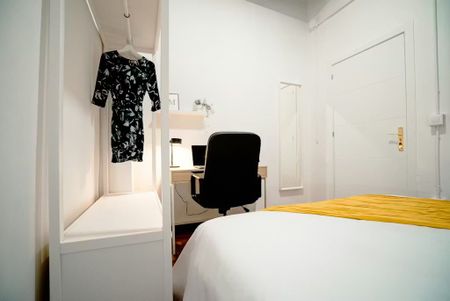 Carrer Banys de lAlmirall, Valencia, Valencian Community 46003 - Photo 4