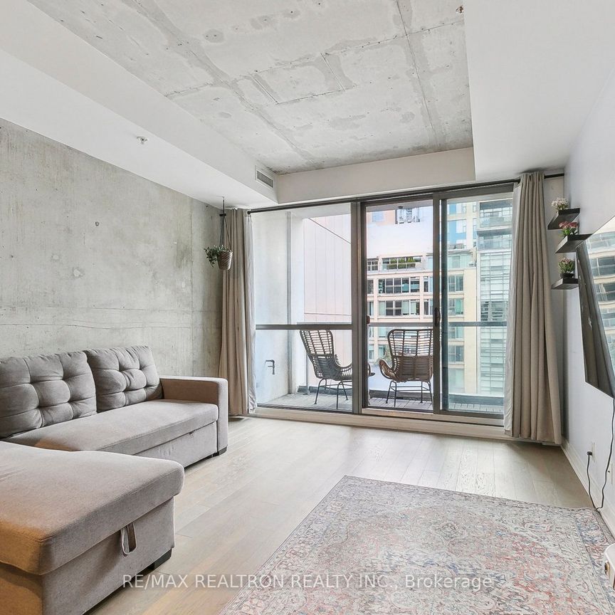 For Lease - 39 Brant Street Unit# 502, Toronto, Ontario - Photo 1