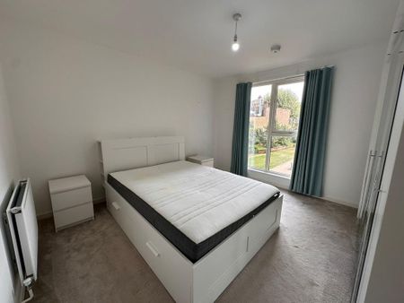 2 bedroom flat to rent - Photo 3