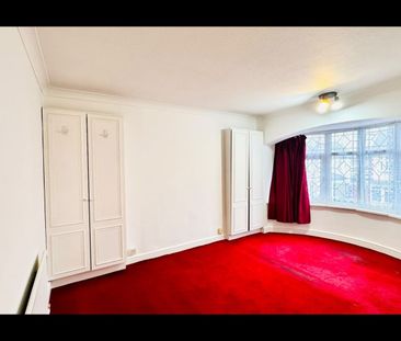 5 Bed Terraced House, Broadhurst Avenue, IG3 - Photo 6