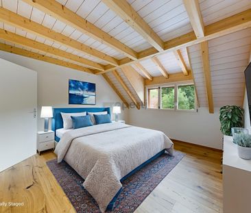 Traumhafte 4.5-Zimmer Dachwohnung in Radelfingen, Kanton BE - Foto 2