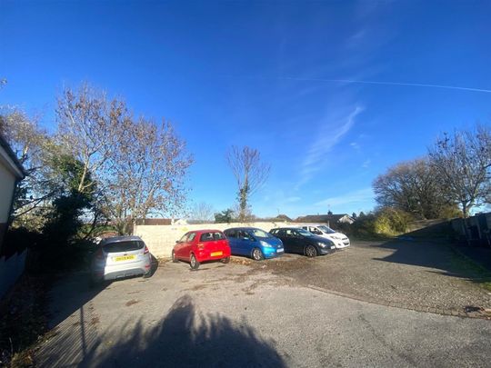 Quarry House, Charlton Road, Brentry, BS10 6NP - Photo 1