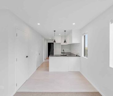 Tidy 2 bedroom home! - Photo 1