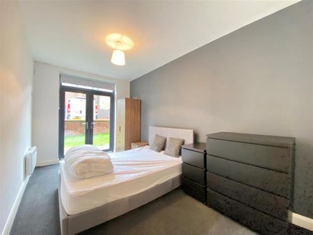 2 bedroom apartment to rent - Photo 4