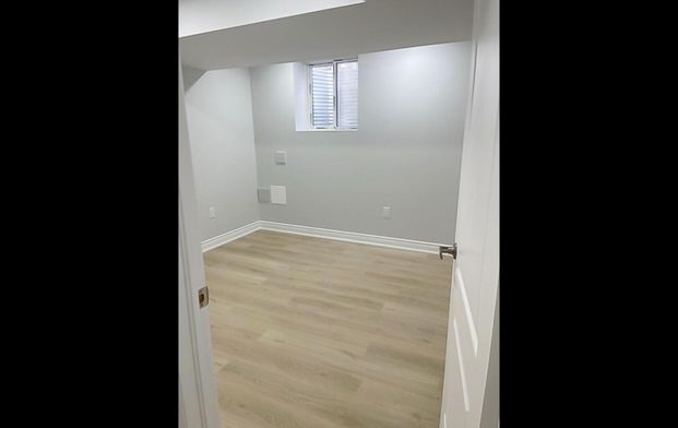 For Lease - 20 Bill Guy Drive Unit# Basement, Georgina, Ontario - Photo 1