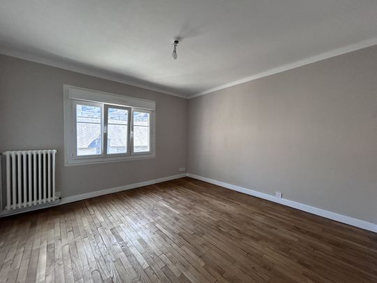 Location Maison 4 pièces 82m² DOL DE BRETAGNE 35120 - Photo 1