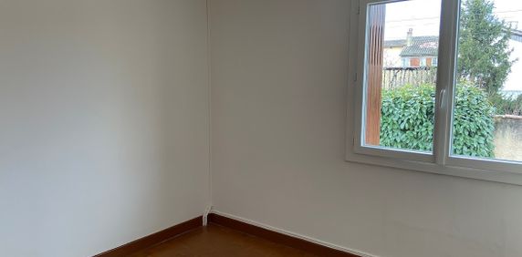 Location Appartement 2 pièces 43m² FLEURANCE 32500 - Photo 2