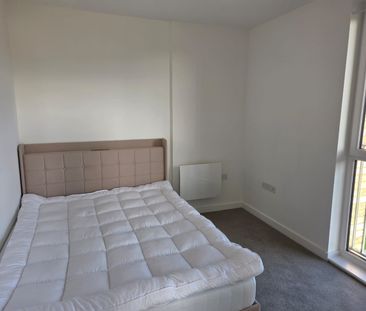 1 Bed Flat, Griffiths Close, B12 - Photo 2