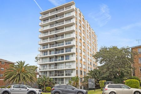 Modern Living in the Heart of Cronulla - Photo 4