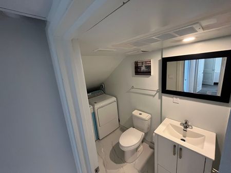 For Lease - 5 Sorauren Avenue Unit# 7, Toronto, Ontario - Photo 5