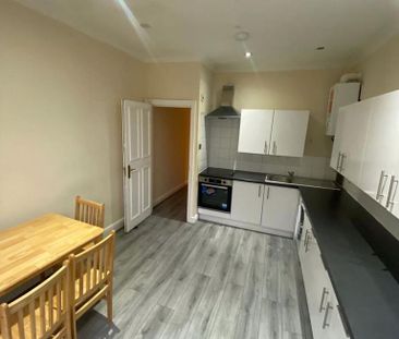 3 bedroom apartment to rent - Photo 1