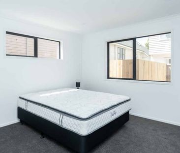 Modern Studio Unit - Close to University - Photo 1