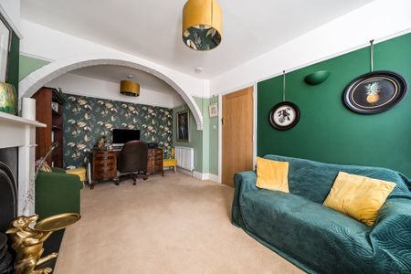 4 bedroom detached house to rent - Photo 3