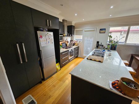 Bundoora - Photo 3